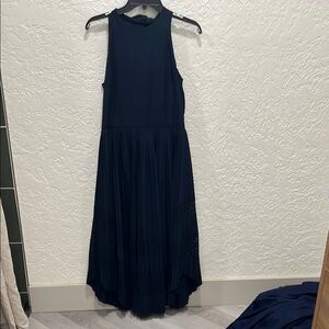 Elegant Navy Sleeveless Dress